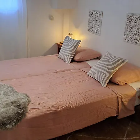 Chez Souka קרקסון